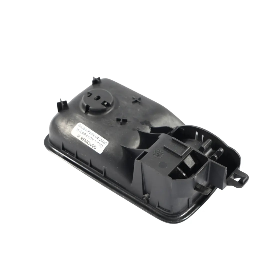 Maniglia Porta Posteriore Sinistra per Land Rover Discovery 3 L319 con numero di parte FVC500410WWE Land Rover Discovery 3 L319 Maniglia Porta Posteriore Sinistra - SKU FVC500410WWE - Numero di parte FVC500410WWE