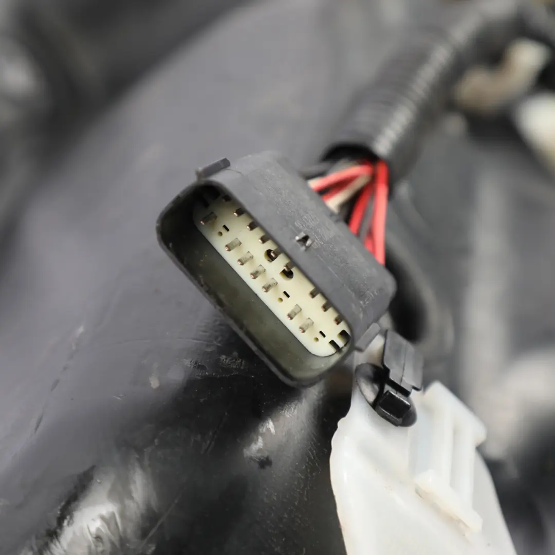 AdBlue Reservoir Tank 2.0 EcoBlue Diesel to Ford Transit Custom with Part number GK21-5J228-AF Ford Transit Custom AdBlue Reservoir Tank 2.0 EcoBlue Diesel - SKU GK21-5J228-AF - Part number GK21-5J228-AF