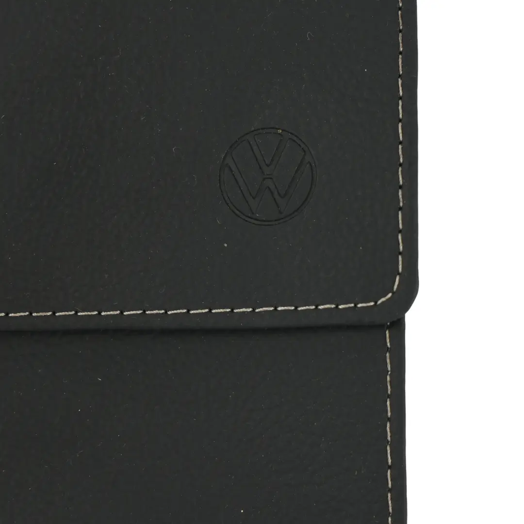 Mk8 Etui Portfel Pokrowiec Na Dokumenty do Volkswagen VW Golf o numerze GOLF-MK8-POUCH Volkswagen VW Golf Mk8 Etui Portfel Pokrowiec Na Dokumenty - SKU GOLF-MK8-POUCH - Numer Części GOLF-MK8-POUCH
