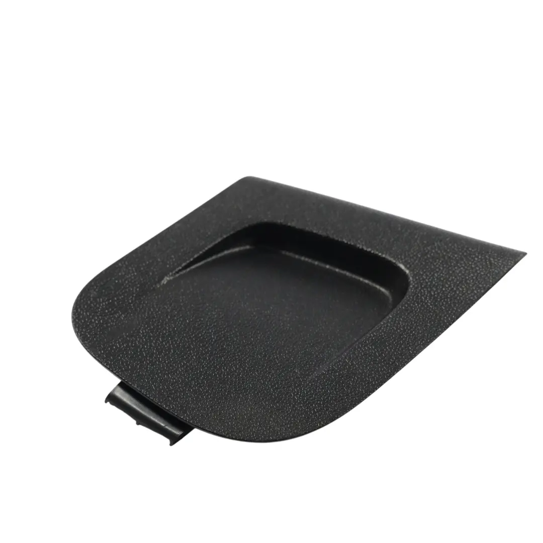 MK8 Trim Accesso Luce Bagagliaio Posteriore Destro per Ford Fiesta con numero di parte H1BB-A310N04-AAW Ford Fiesta MK8 Trim Accesso Luce Bagagliaio Posteriore Destro - SKU H1BB-A310N04-AAW - Numero di parte H1BB-A310N04-AAW