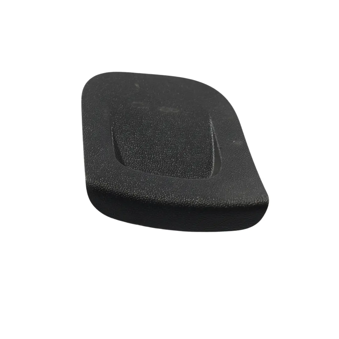 Ford Fiesta MK8 Garniture Accès Éclairage Coffre Arrière Gauche - SKU H1BB-A310N05-AAW - Numéro de pièce H1BB-A310N05-AAW