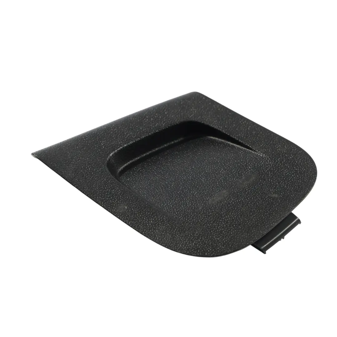 Ford Fiesta MK8 Garniture Accès Éclairage Coffre Arrière Gauche - SKU H1BB-A310N05-AAW - Numéro de pièce H1BB-A310N05-AAW