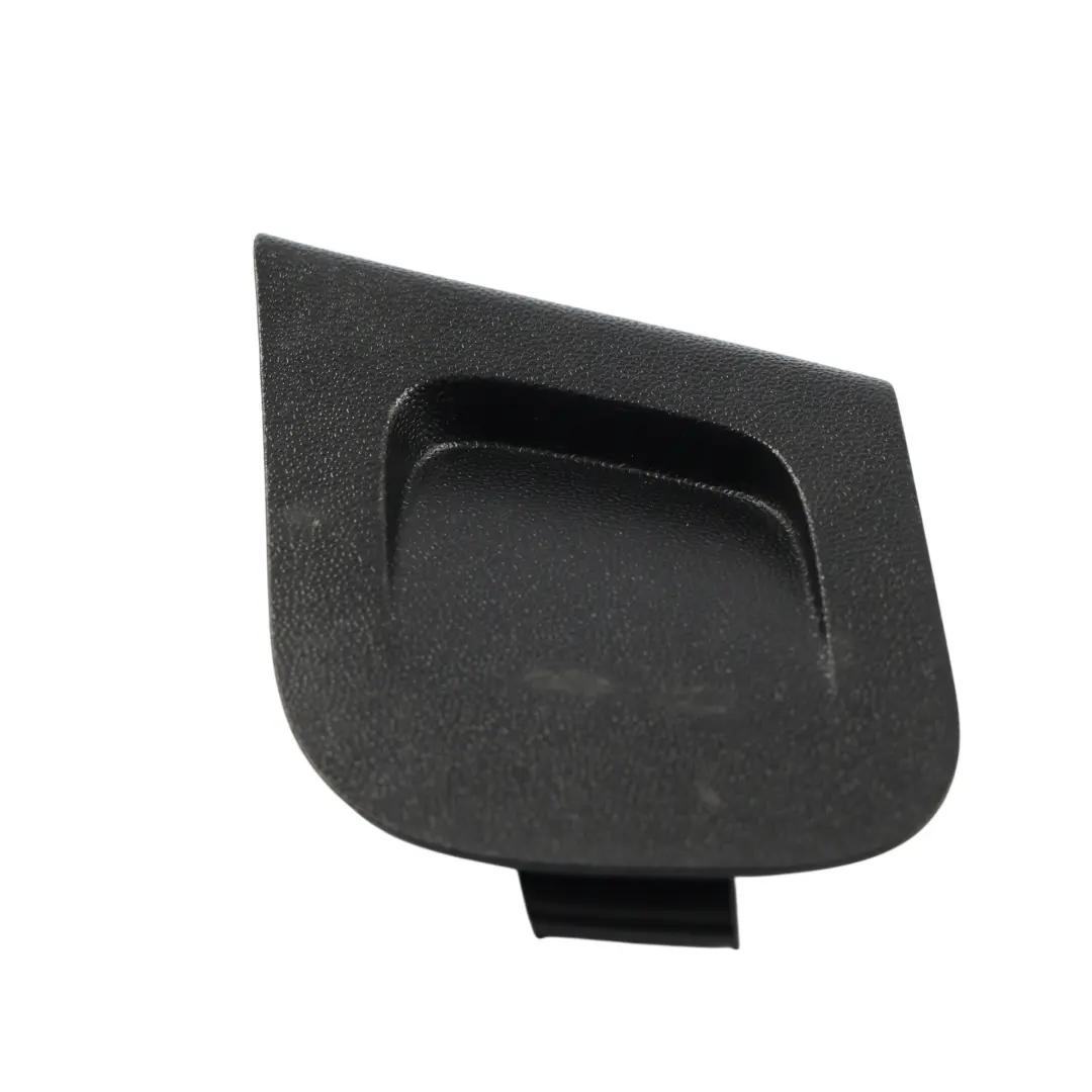 MK8 Trim Luce Bagagliaio Posteriore Sinistro per Ford Fiesta con numero di parte H1BB-A310N05-AAW Ford Fiesta MK8 Trim Luce Bagagliaio Posteriore Sinistro - SKU H1BB-A310N05-AAW - Numero di parte H1BB-A310N05-AAW
