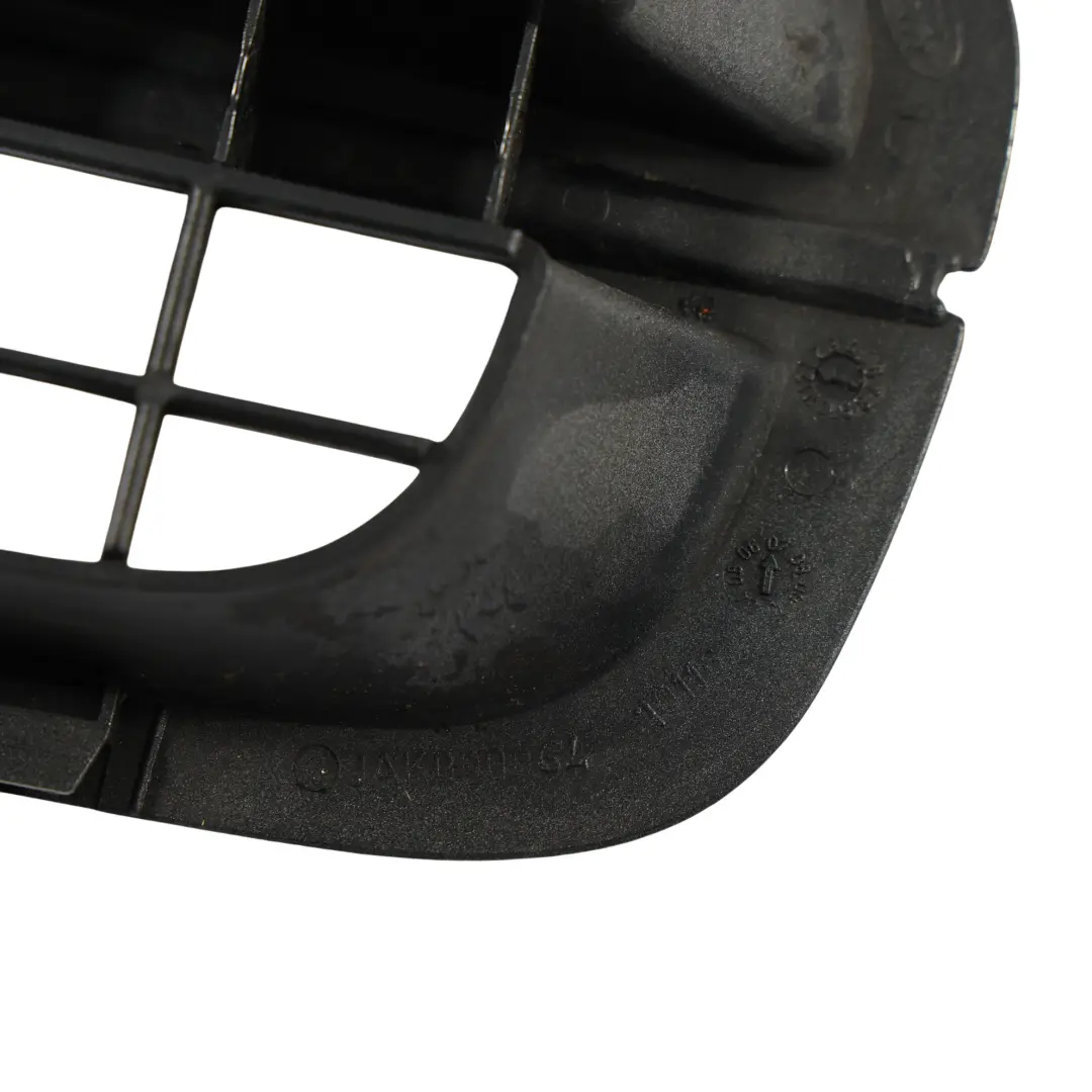 Land Rover Discovery 3 L319 Front Wing Insert Trim Grille Right O/S - SKU JAK000064 - Part number JAK000064