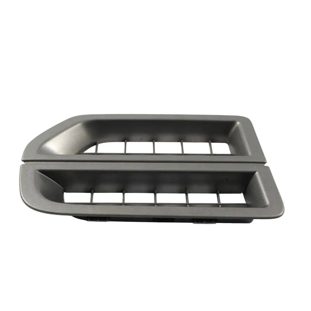 Front Wing Insert Trim Grille Right O/S to Land Rover Discovery 3 L319 with Part number JAK000064 Land Rover Discovery 3 L319 Front Wing Insert Trim Grille Right O/S - SKU JAK000064 - Part number JAK000064