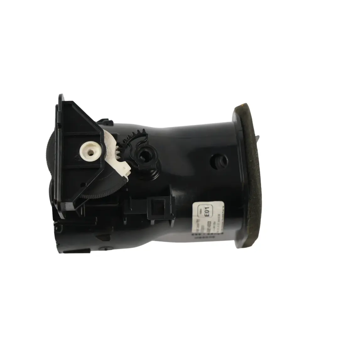 Land Rover Discovery 3 Dashboard Centre Air Vent Front Right O/S - SKU JBD500140 - Part number JBD500140