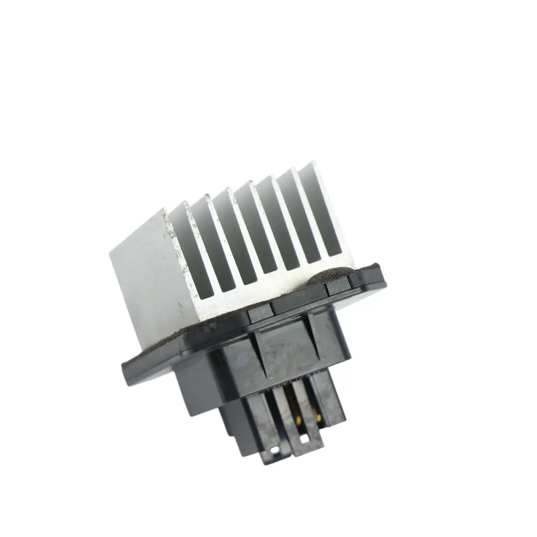 Resistore Motore Riscaldatore 5H22-14A603-BA per Land Rover Discovery 4 L319 con numero di parte JGN500010 Land Rover Discovery 4 L319 Resistore Motore Riscaldatore 5H22-14A603-BA - SKU JGN500010 - Numero di parte JGN500010