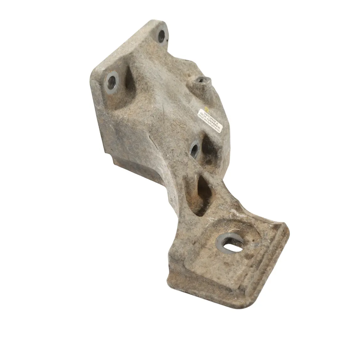 Supporto Motore Staffa Destra per Land Rover Discovery 3 L319 con numero di parte KKU500590 Land Rover Discovery 3 L319 Supporto Motore Staffa Destra - SKU KKU500590 - Numero di parte KKU500590