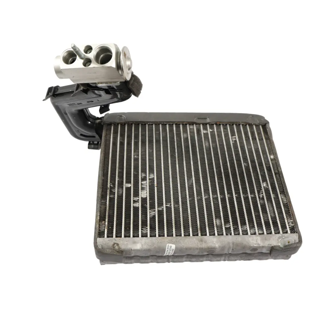 A/C Air Conditioning Evaporator Matrix Unit to Range Rover Evoque L538 with Part number L5174008 Range Rover Evoque L538 A/C Air Conditioning Evaporator Matrix Unit - SKU L5174008 - Part number L5174008