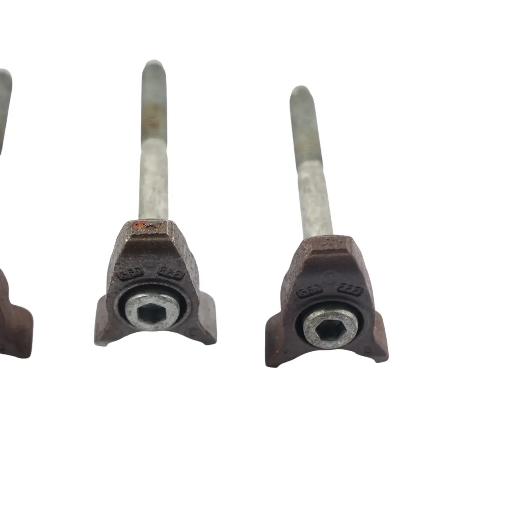 Zestaw Śrub Zacisku Wtrysku do Land Rover Range Rover Evoque L538 o numerze LR001331 Land Rover Range Rover Evoque L538 Zestaw Śrub Zacisku Wtrysku - SKU LR001331 - Numer Części LR001331