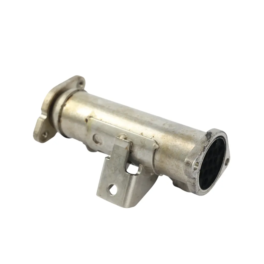 Refrigeratore Valvola EGR Sinistro 3.6 TDV8 Diesel per Range Rover L322 con numero di parte LR003857 Range Rover L322 Refrigeratore Valvola EGR Sinistro 3.6 TDV8 Diesel - SKU LR003857 - Numero di parte LR003857