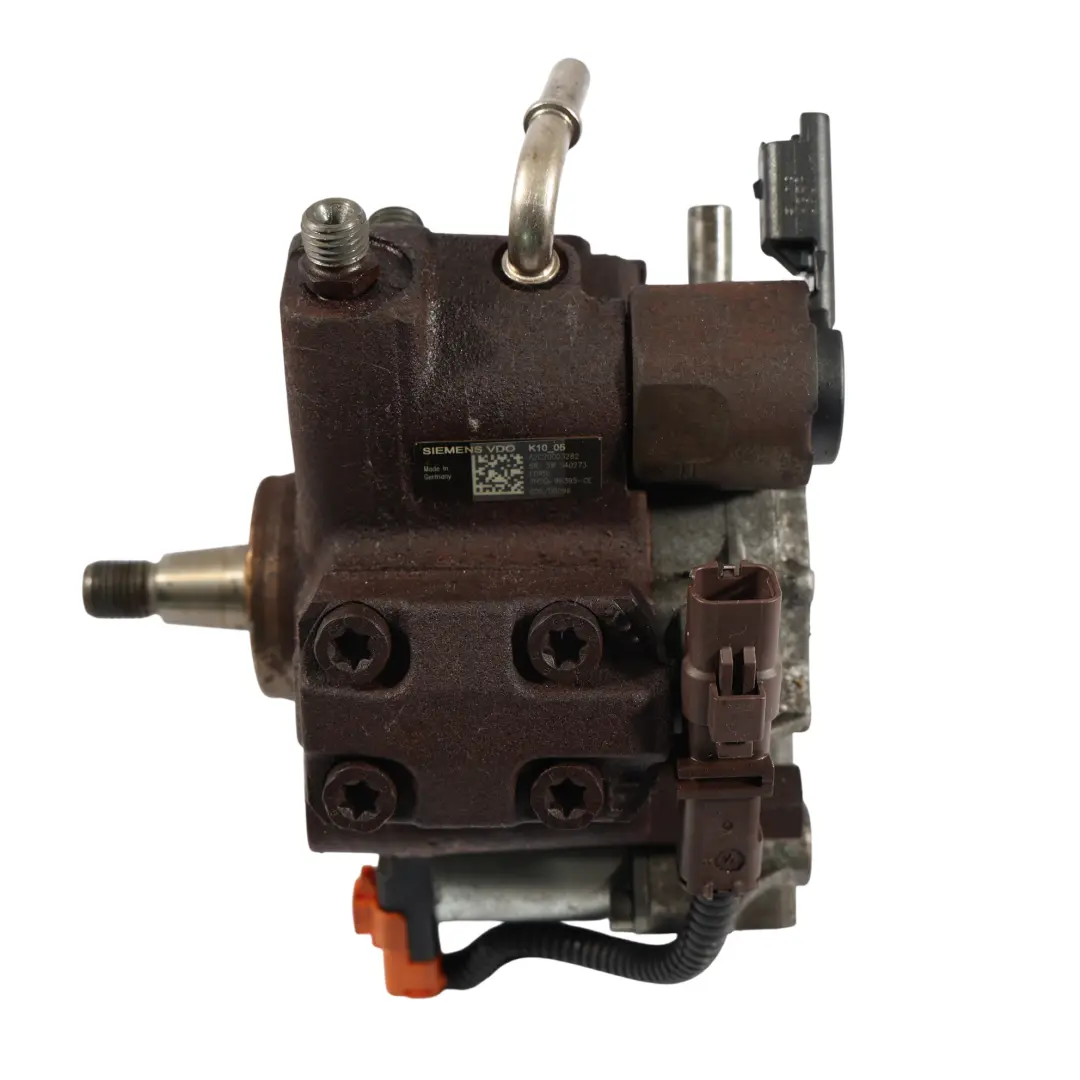 Pump 2.7 TDV6 Diesel 7H2Q-9B395-CE to Land Rover Discovery 3 L319 Fuel Injection with Part number LR005549 Land Rover Discovery 3 L319 Fuel Injection Pump 2.7 TDV6 Diesel 7H2Q-9B395-CE - SKU LR005549- - Part number LR005549