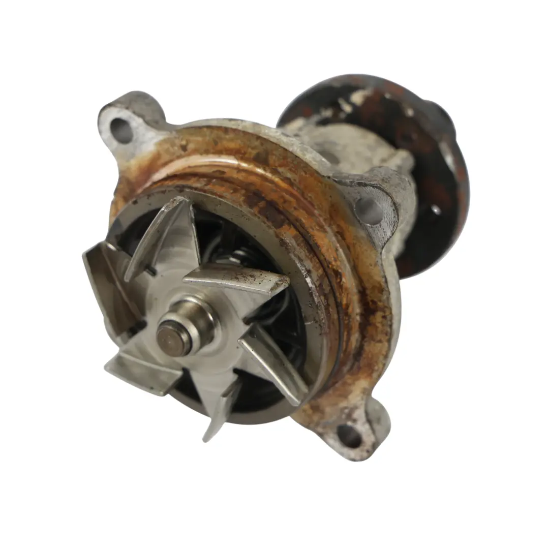 Range Rover L322 Sport 3.6 TDV8 Pompe Eau Liquide Refroidissement 6H4Q-8501-DD - SKU LR008863 - Numéro de pièce LR008863