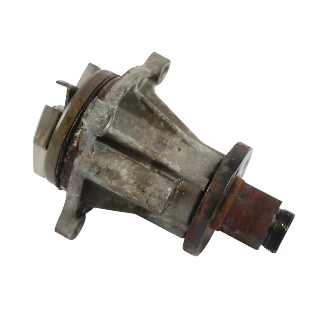 TDV8 Pompa Wody 6H4Q-8501-DD do Range Rover L322 Sport 3.6 o numerze LR008863 Range Rover L322 Sport 3.6 TDV8 Pompa Wody 6H4Q-8501-DD - SKU LR008863 - Numer Części LR008863