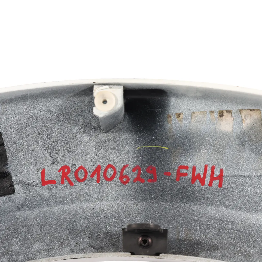 Land Rover Discovery 4 L319 Trim Parafango Posteriore Destro Bianco 867 - SKU LR010629-FWH - Numero di parte LR010629