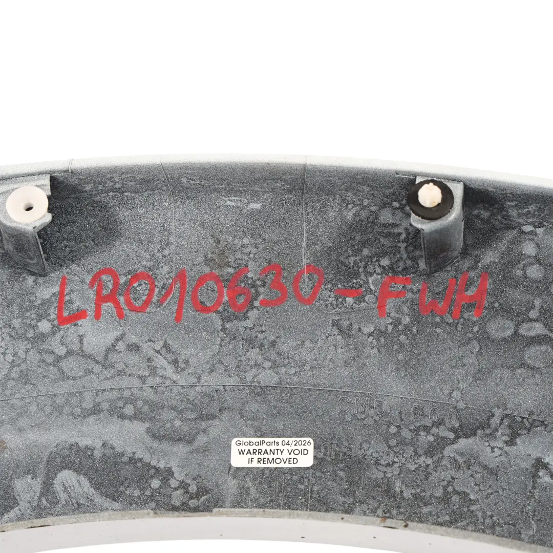 Moldura Arco Rueda Trasero Izquierdo Blanco para Land Rover Discovery 4 L319 con número de pieza LR010630 Land Rover Discovery 4 L319 Moldura Arco Rueda Trasero Izquierdo Blanco - SKU LR010630-FWH - Número de pieza LR010630