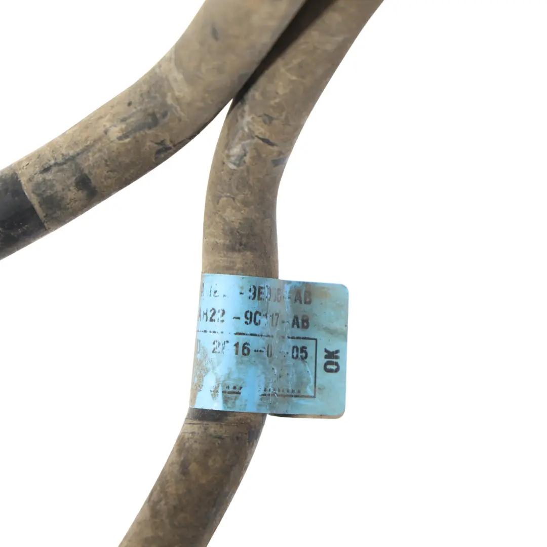 Tubo Linea Combustibile 3.0 V6 per Land Rover Discovery 4 L319 con numero di parte LR015422 Land Rover Discovery 4 L319 Tubo Linea Combustibile 3.0 V6 - SKU LR015422 - Numero di parte LR015422