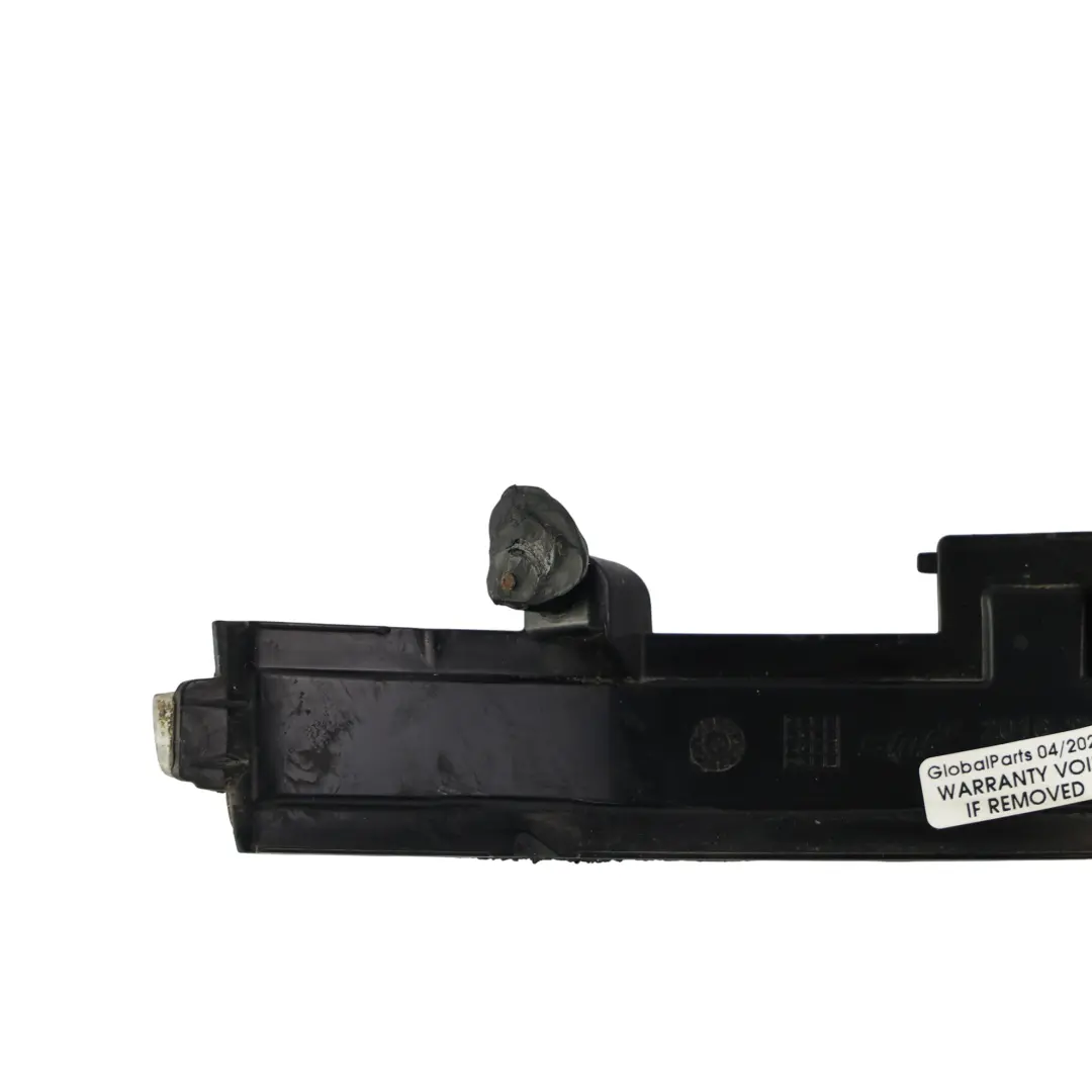 Range Rover Discovery L405 Wing Mirror Indicator Light Left N/S LED - SKU LR027946 - Part number LR027946