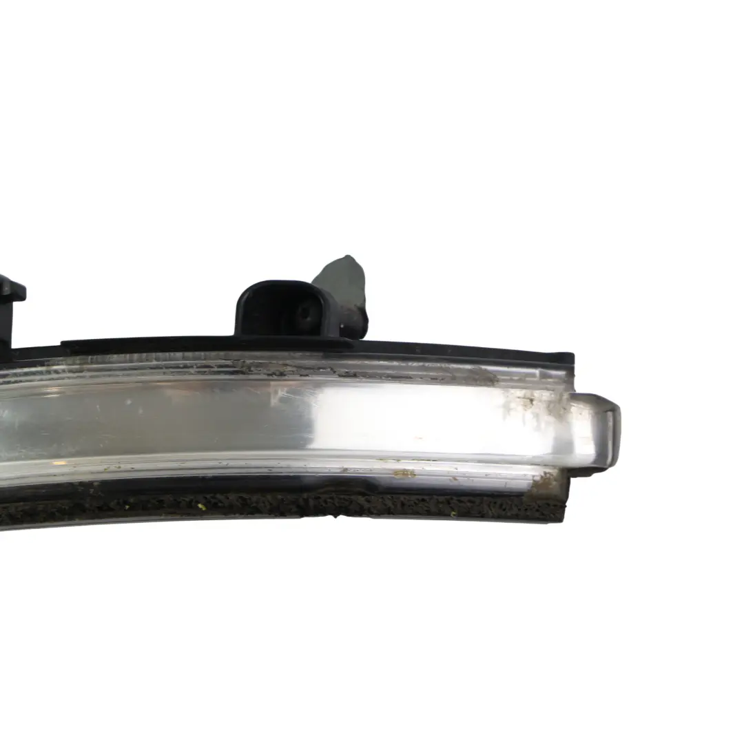 Range Rover Discovery L405 Indicador Espejo Izquierdo LED - SKU LR027946 - Número de pieza LR027946