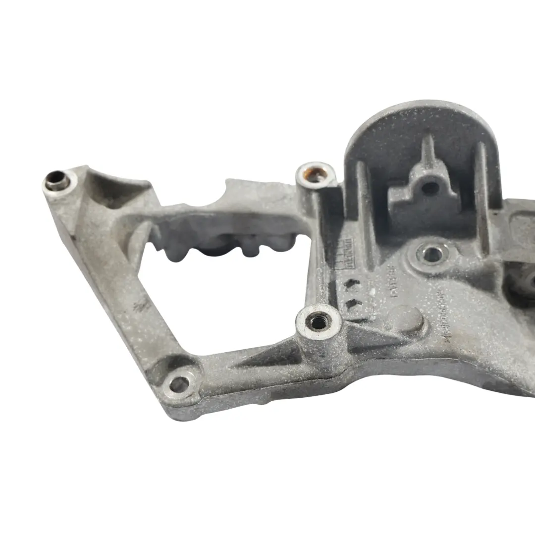 Wspornik Alternatora BJ32-10039-AC do Land Rover Range Rover Evoque L538 o numerze LR028857 Land Rover Range Rover Evoque L538 Wspornik Alternatora BJ32-10039-AC - SKU LR028857 - Numer Części LR028857