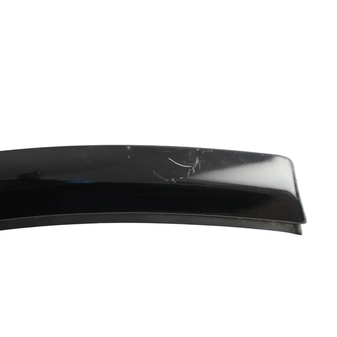Rivestimento Striscia Lunotto Posteriore BJ32-42430-AC per Range Rover Evoque L538 con numero di parte LR035342 Range Rover Evoque L538 Rivestimento Striscia Lunotto Posteriore BJ32-42430-AC - SKU LR035342 - Numero di parte LR035342