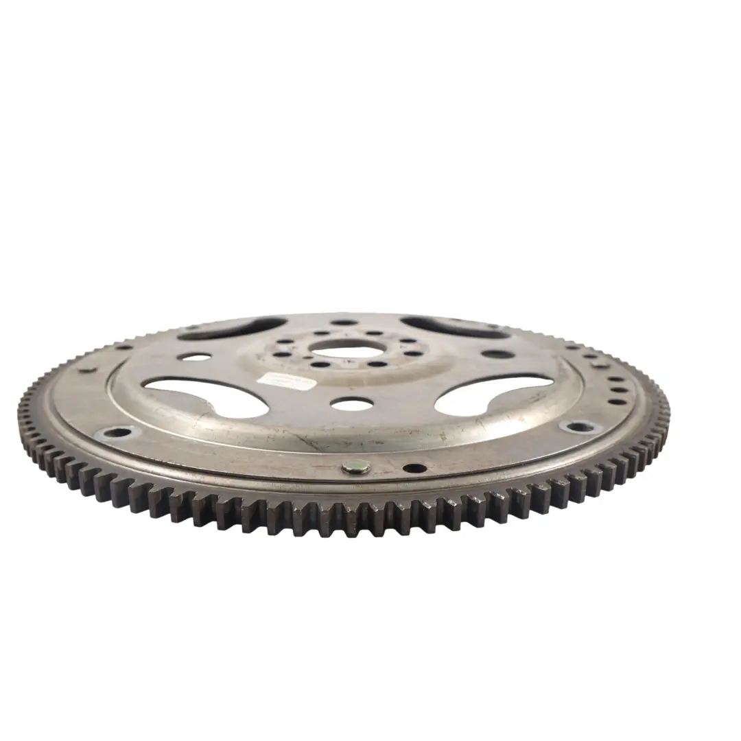 Koło Zamachowe 3.0 SDV6 Automat CPLA-6K375-AB do Land Rover Discovery 4 L319 o numerze LR035590 Land Rover Discovery 4 L319 Koło Zamachowe 3.0 SDV6 Automat CPLA-6K375-AB - SKU LR035590 - Numer Części LR035590