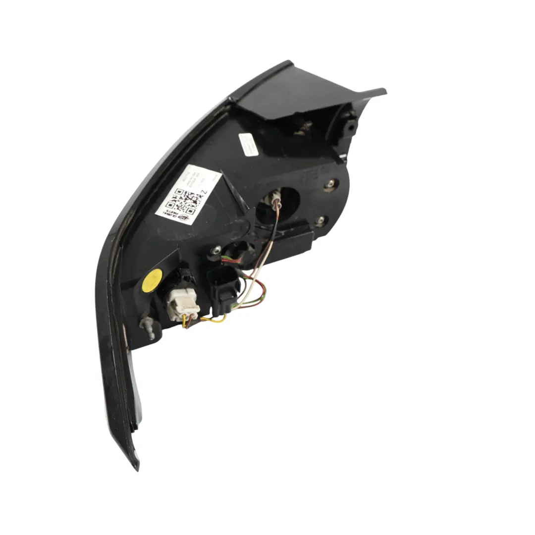 Luz Trasera Derecha para Range Rover Evoque L538 con número de pieza LR037710 Range Rover Evoque L538 Luz Trasera Derecha - SKU LR037710 - Número de pieza LR037710