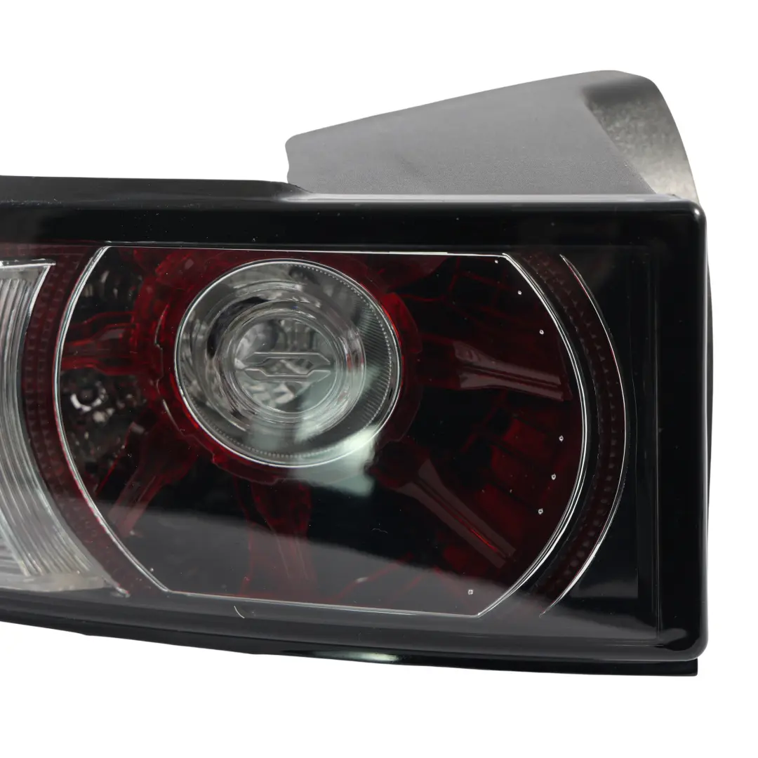 Fanale Posteriore Sinistro per Land Rover Evoque L538 con numero di parte LR037711 Land Rover Evoque L538 Fanale Posteriore Sinistro - SKU LR037711-1 - Numero di parte LR037711