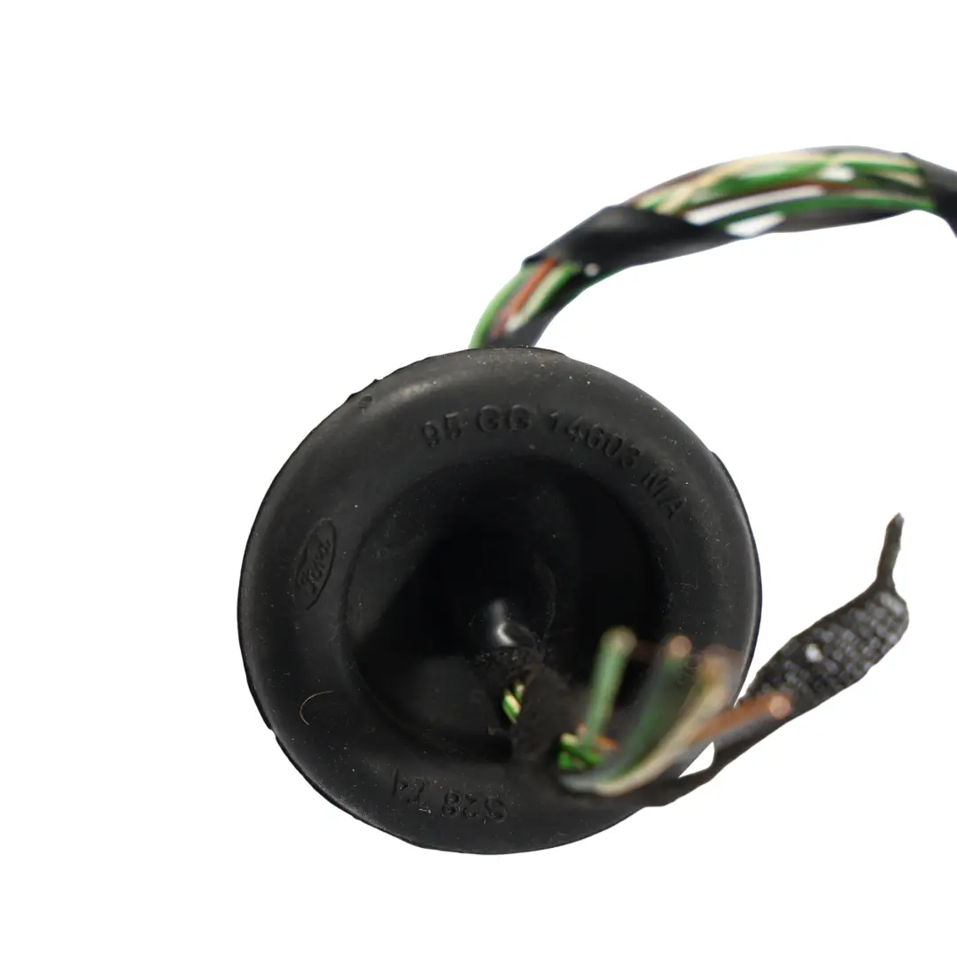 Connecteur Câble Feu Arrière Gauche pour Range Rover Evoque L538 à propos du numéro de pièce LR037711 Range Rover Evoque L538 Connecteur Câble Feu Arrière Gauche - SKU LR037711-2 - Numéro de pièce LR037711