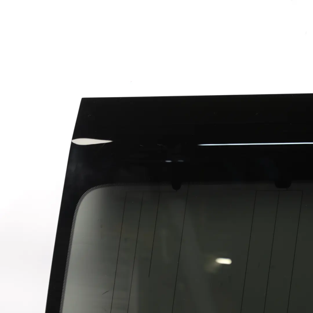 Quarter Window Tinted Rear Right O/S CH22-29710-KB to Land Rover Discovery L319 with Part number LR039048 Land Rover Discovery L319 Quarter Window Tinted Rear Right O/S CH22-29710-KB - SKU LR039048 - Part number LR039048