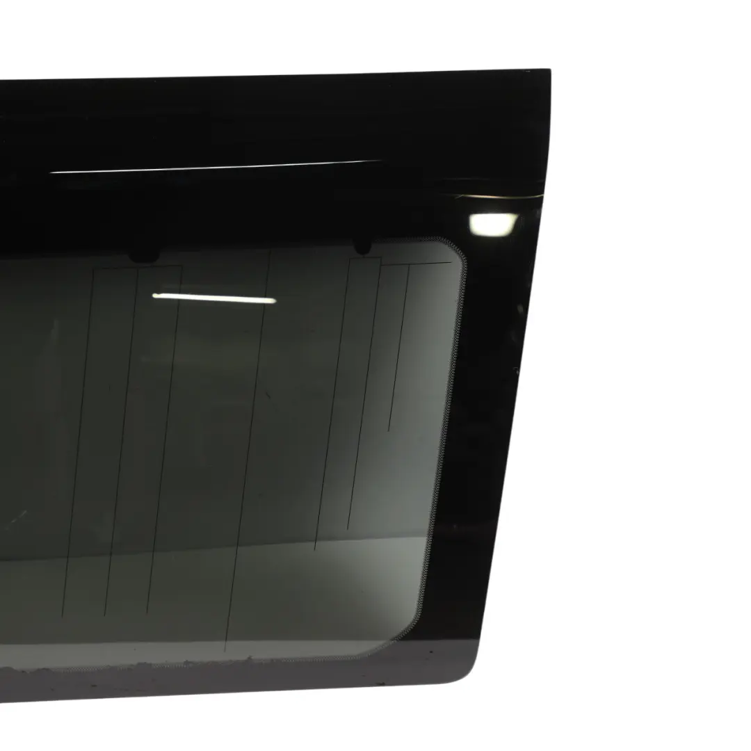 Quarter Window Tinted Rear Right O/S CH22-29710-KB to Land Rover Discovery L319 with Part number LR039048 Land Rover Discovery L319 Quarter Window Tinted Rear Right O/S CH22-29710-KB - SKU LR039048 - Part number LR039048