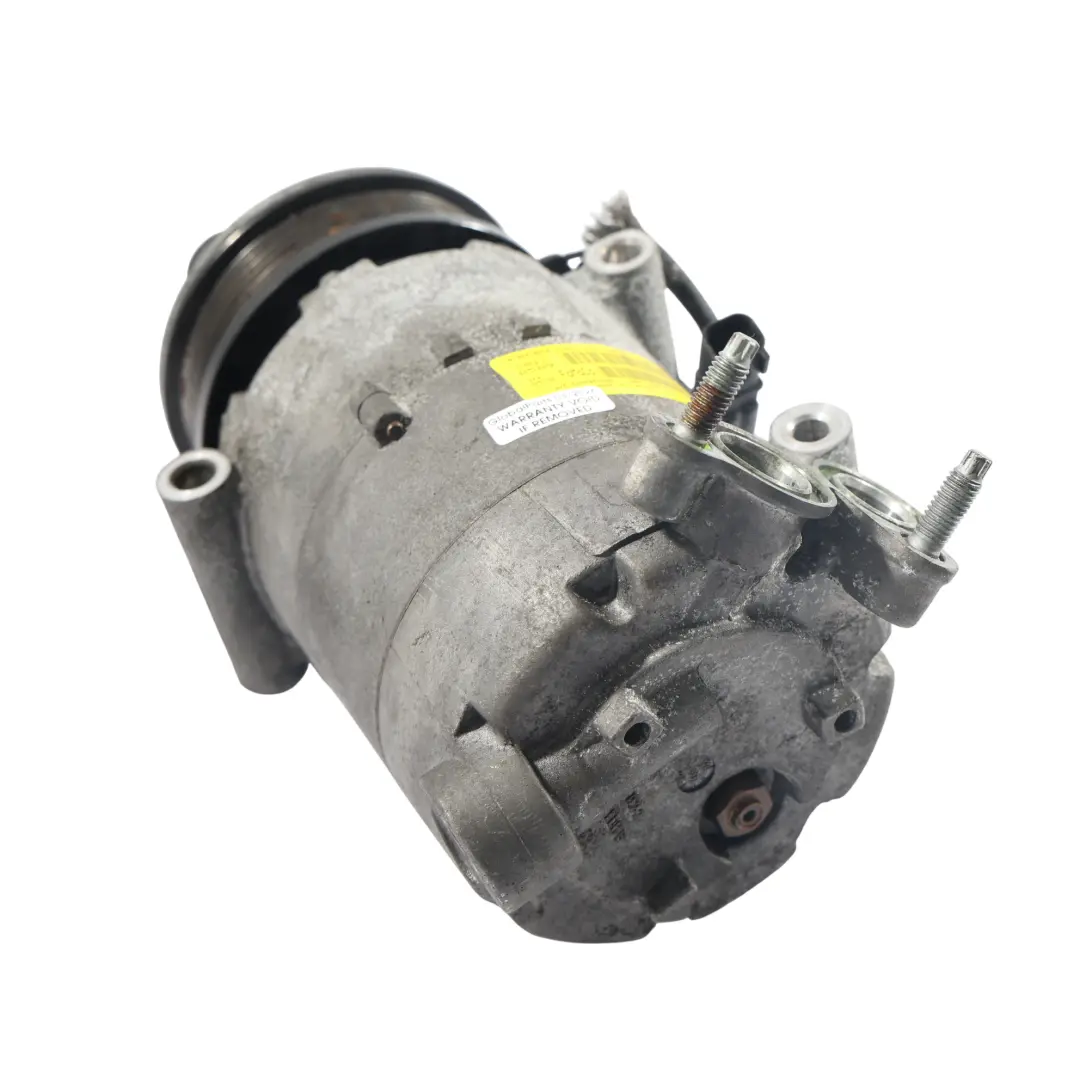 A/C 2.2L Diesel AV6N-19D629-BC per Land Rover Evoque Compressore con numero di parte LR041117 Land Rover Evoque Compressore A/C 2.2L Diesel AV6N-19D629-BC - SKU LR041117 - Numero di parte LR041117