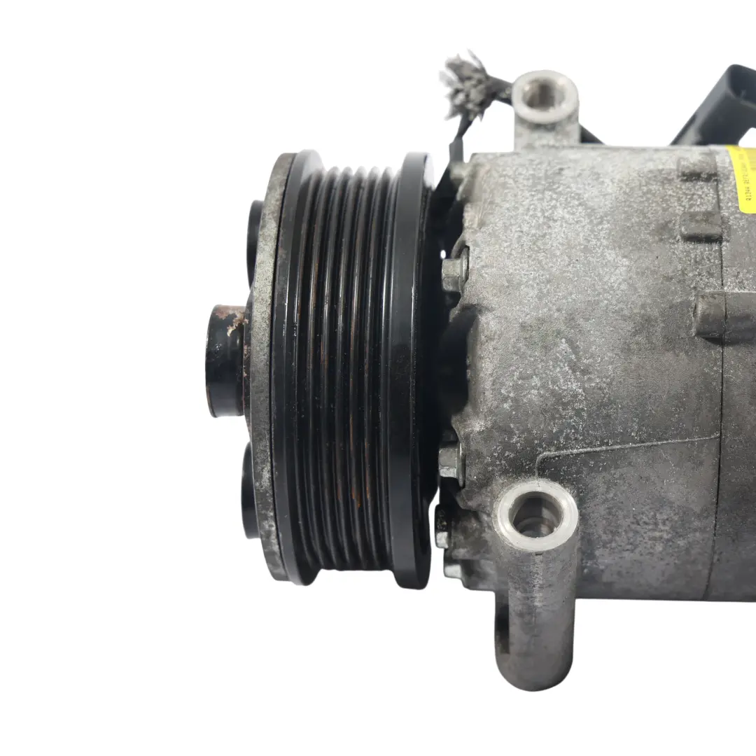 A/C 2.2L Diesel AV6N-19D629-BC per Land Rover Evoque Compressore con numero di parte LR041117 Land Rover Evoque Compressore A/C 2.2L Diesel AV6N-19D629-BC - SKU LR041117 - Numero di parte LR041117