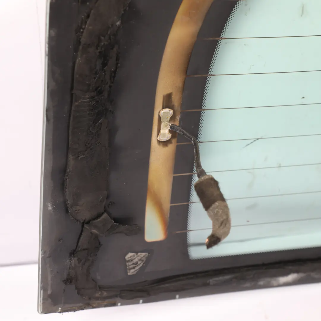 Window Glass Glazing Heated AS2 to Range Rover Evoque L538 Rear with Part number LR041864 Range Rover Evoque L538 Rear Window Glass Glazing Heated AS2 - SKU LR041864 - Part number LR041864