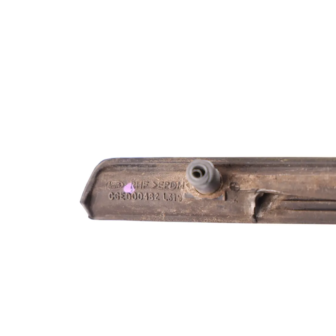 Guarnizione Vetro Porta Ant. Dx 5H22-202W08-AB per Land Rover Discovery L319 con numero di parte LR044649 Land Rover Discovery L319 Guarnizione Vetro Porta Ant. Dx 5H22-202W08-AB - SKU LR044649 - Numero di parte LR044649