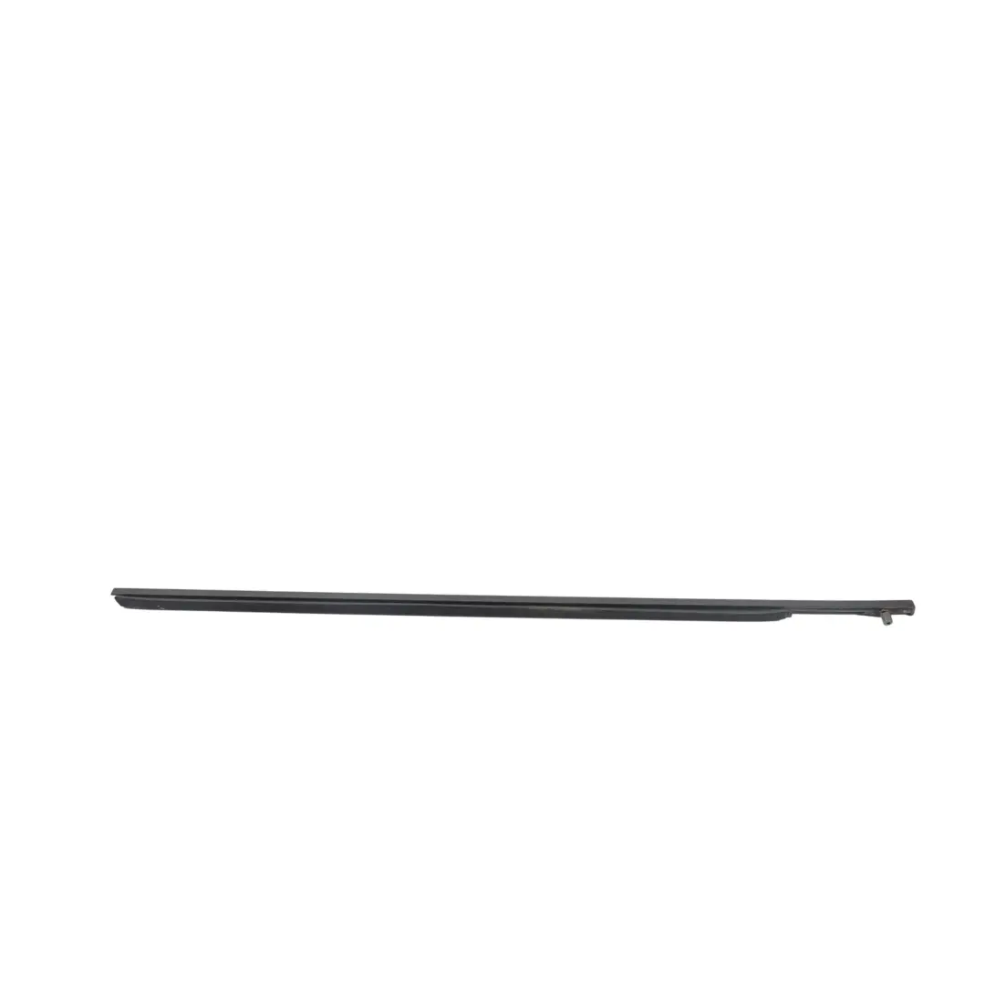 Joint Étanchéité Porte Arrière Gauche pour Land Rover Discovery 4 L319 à propos du numéro de pièce LR044652 Land Rover Discovery 4 L319 Joint Étanchéité Porte Arrière Gauche - SKU LR044652 - Numéro de pièce LR044652