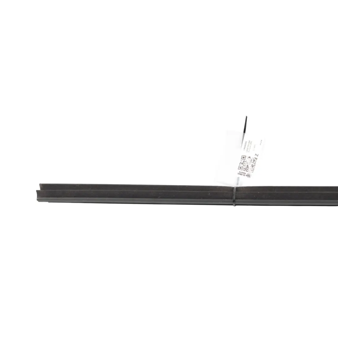 Joint Bande Vitre Porte Avant Gauche BJ3221435AD pour Range Rover Evoque L538 à propos du numéro de pièce LR048292 Range Rover Evoque L538 Joint Bande Vitre Porte Avant Gauche BJ3221435AD - SKU LR048292 - Numéro de pièce LR048292
