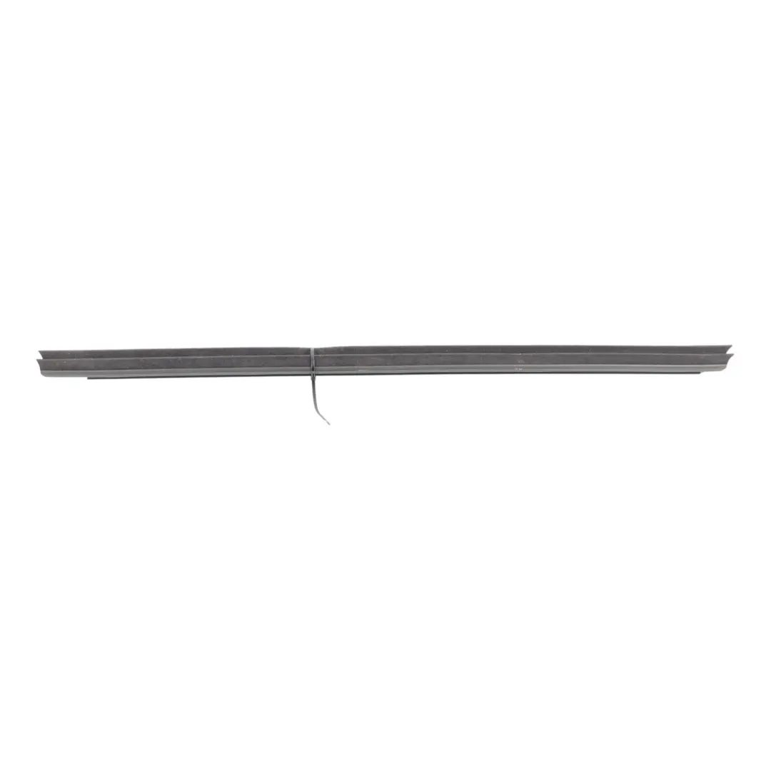 Joint Bande Porte Arrière Droit BJ32-25861-AD pour Range Rover Evoque L538 à propos du numéro de pièce LR048297 Range Rover Evoque L538 Joint Bande Porte Arrière Droit BJ32-25861-AD - SKU LR048297 - Numéro de pièce LR048297