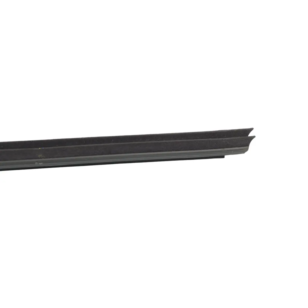 Door Strip Seal Gasket Seal Right O/S BJ32-25861-AD to Range Rover Evoque L538 Rear with Part number LR048297 Range Rover Evoque L538 Rear Door Strip Seal Gasket Seal Right O/S BJ32-25861-AD - SKU LR048297 - Part number LR048297