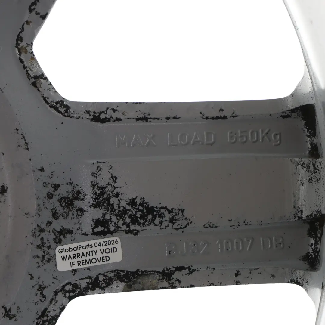 Alloy Wheel Rim 19" 8J ET45 to Range Rover Evoque L538 Silver with Part number LR050931 Range Rover Evoque L538 Silver Alloy Wheel Rim 19" 8J ET45 - SKU LR050931-1 - Part number LR050931