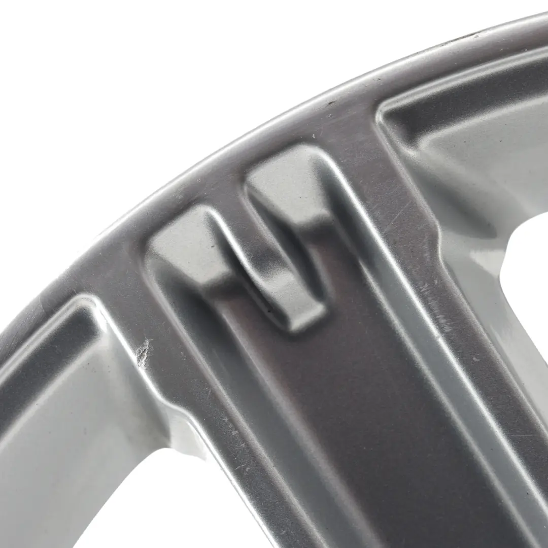 Srebrna Felga Aluminiowa 19" 8J ET45 do Range Rover Evoque L538 o numerze LR050931 Range Rover Evoque L538 Srebrna Felga Aluminiowa 19" 8J ET45 - SKU LR050931-2 - Numer Części LR050931