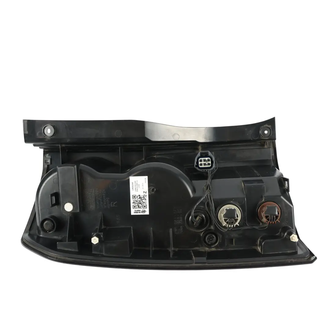 Land Rover Discovery 4 L319 Feu Arrière Droit - SKU LR052395 - Numéro de pièce LR052395
