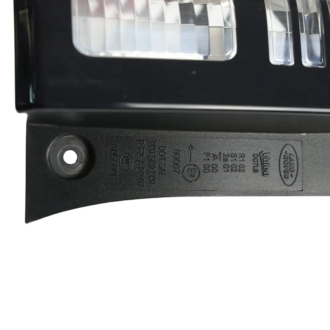 Lampa Tylna Lewa do Land Rover Discovery 4 L319 o numerze LR052397 Land Rover Discovery 4 L319 Lampa Tylna Lewa - SKU LR052397 - Numer Części LR052397