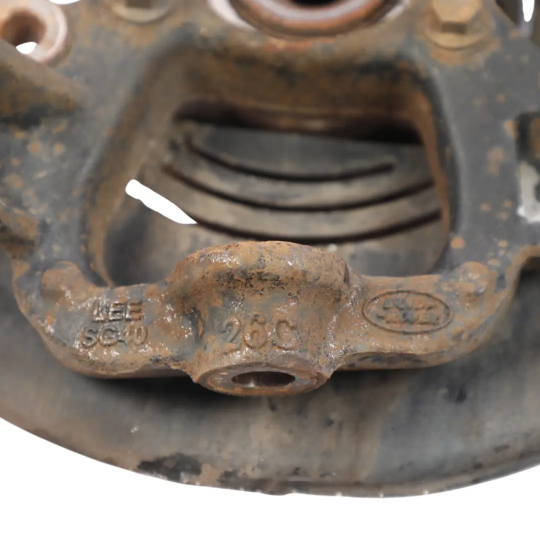 Portamangueta Delantero Izquierdo para Land Rover Discovery 4 L319 con número de pieza LR056469 Land Rover Discovery 4 L319 Portamangueta Delantero Izquierdo - SKU LR056469 - Número de pieza LR056469
