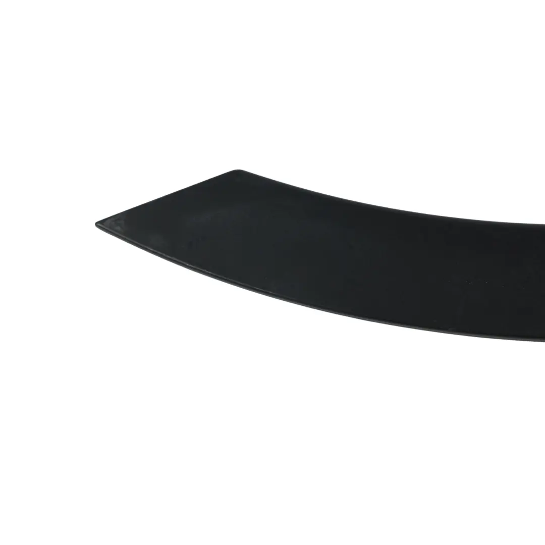 Moulure Passage Roue Arrière Gauche pour Land Rover Discovery Sport L550 à propos du numéro de pièce LR058530 Land Rover Discovery Sport L550 Moulure Passage Roue Arrière Gauche - SKU LR058530 - Numéro de pièce LR058530