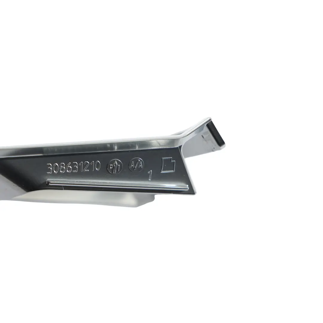 Copertura Centrale Volante 308631210 per Land Rover Discovery Sport L550 con numero di parte LR060845 Land Rover Discovery Sport L550 Copertura Centrale Volante 308631210 - SKU LR060845 - Numero di parte LR060845