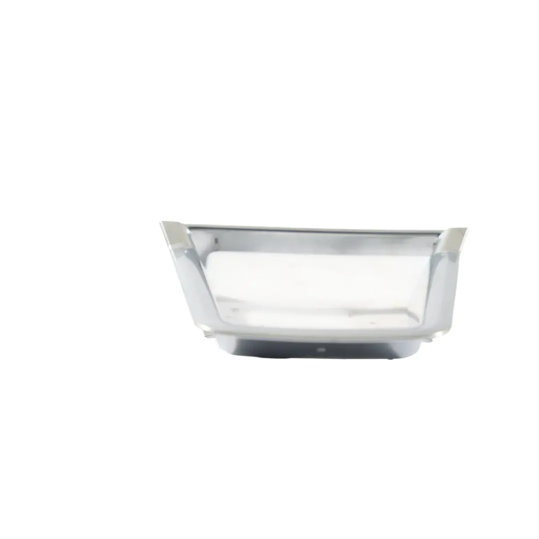 Cubierta Bisel Volante 308631210 para Land Rover Discovery Sport L550 con número de pieza LR060845 Land Rover Discovery Sport L550 Cubierta Bisel Volante 308631210 - SKU LR060845 - Número de pieza LR060845