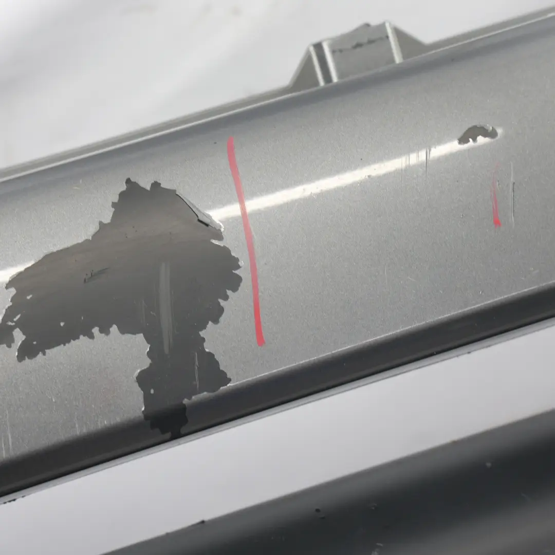 Listwa Zderzaka Przedniego Szary Corris 873 do Land Rover Discovery 4 L319 o numerze LR064191 Land Rover Discovery 4 L319 Listwa Zderzaka Przedniego Szary Corris 873 - SKU LR064191-COG - Numer Części LR064191