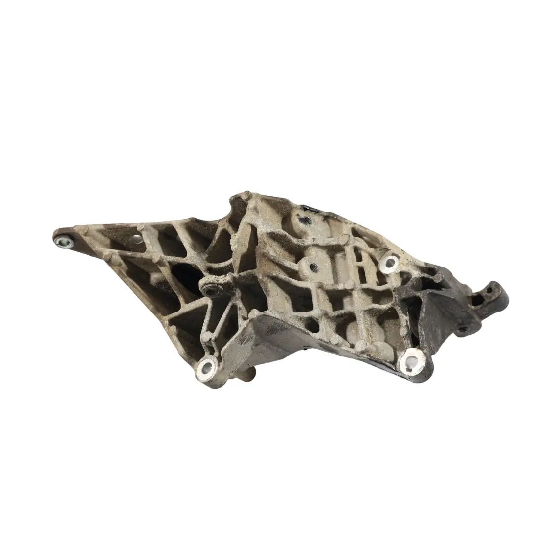 Support Fixation Alternateur CPLA-10239-AC pour Land Rover Discovery 4 L319 à propos du numéro de pièce LR065741 Land Rover Discovery 4 L319 Support Fixation Alternateur CPLA-10239-AC - SKU LR065741 - Numéro de pièce LR065741