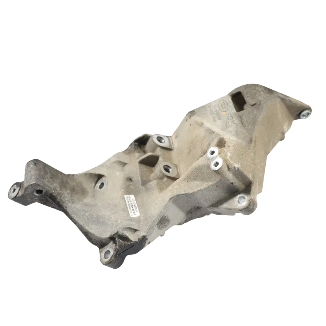 Land Rover Discovery 4 L319 Soporte Montaje Alternador CPLA-10239-AC - SKU LR065741 - Número de pieza LR065741